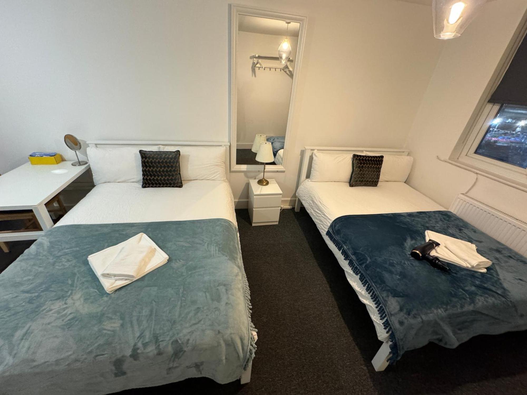 Cosmopolitan Comfort Private Bedrooms In Euston 106 London Exterior photo