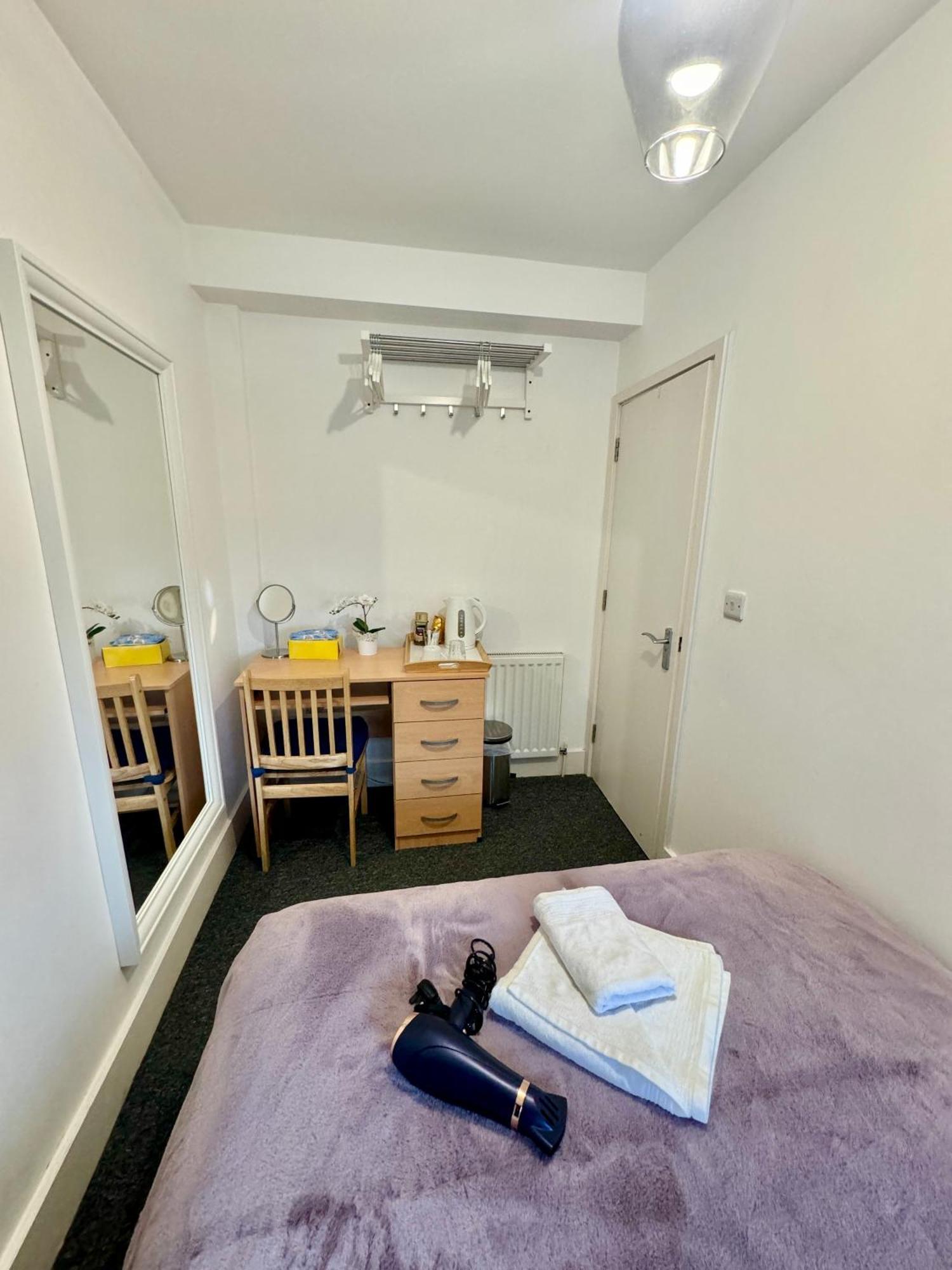 Cosmopolitan Comfort Private Bedrooms In Euston 106 London Exterior photo