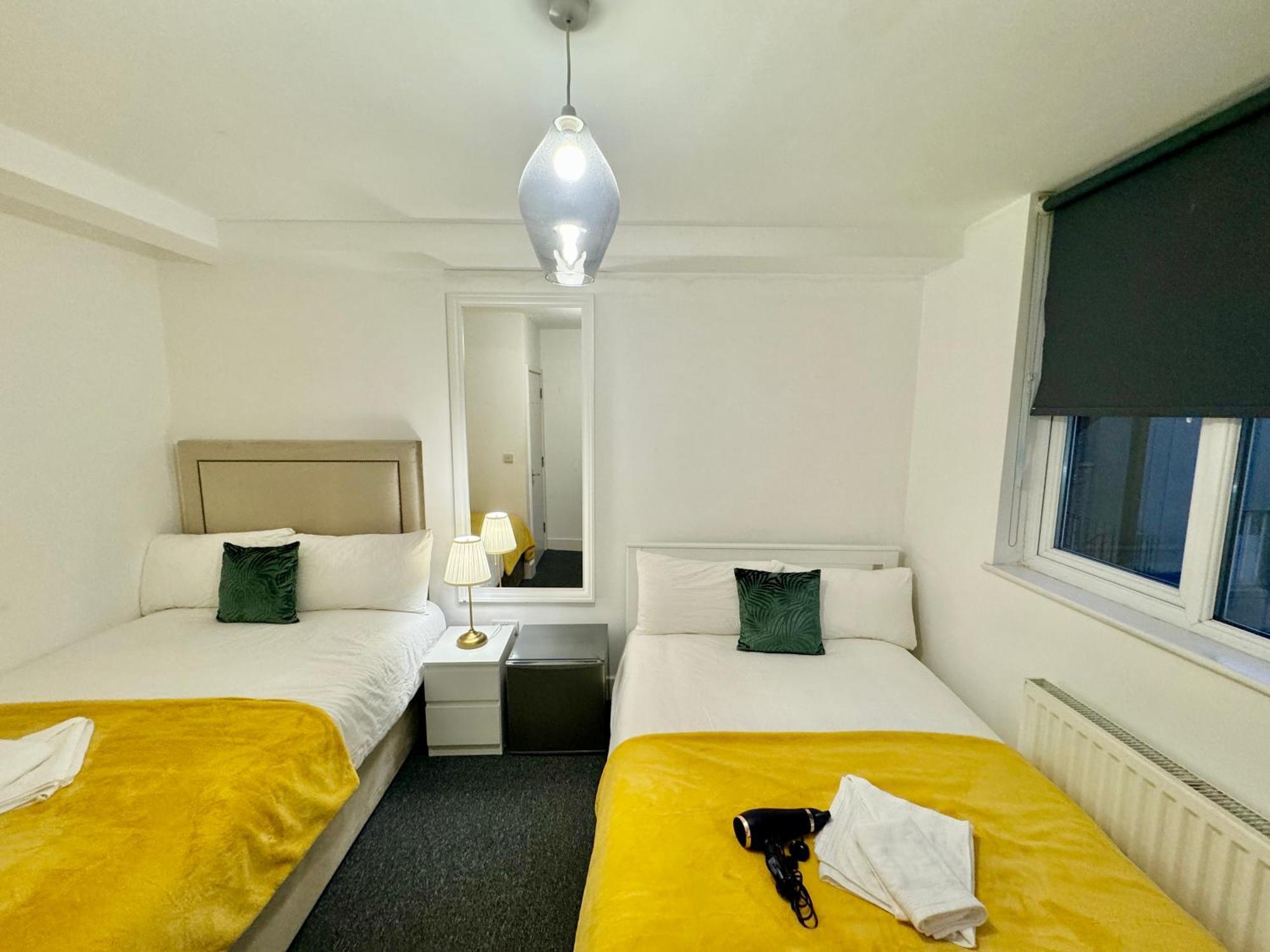 Cosmopolitan Comfort Private Bedrooms In Euston 106 London Exterior photo