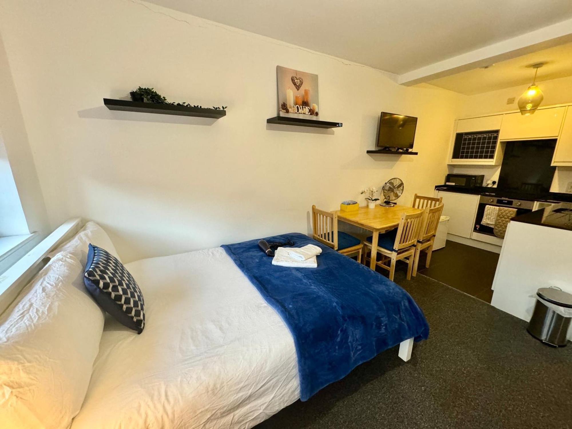 Cosmopolitan Comfort Private Bedrooms In Euston 106 London Exterior photo
